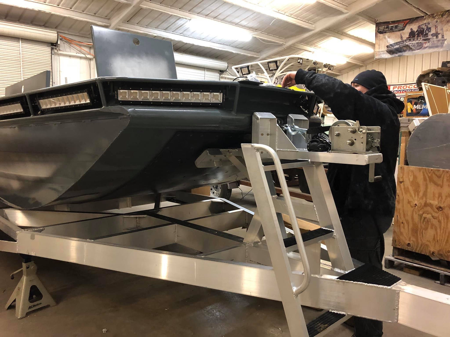 the guide to buying the best bowfishing boat